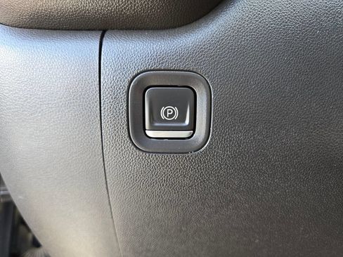 Used 2022 GMC Sierra 1500 Pro RWD image 26