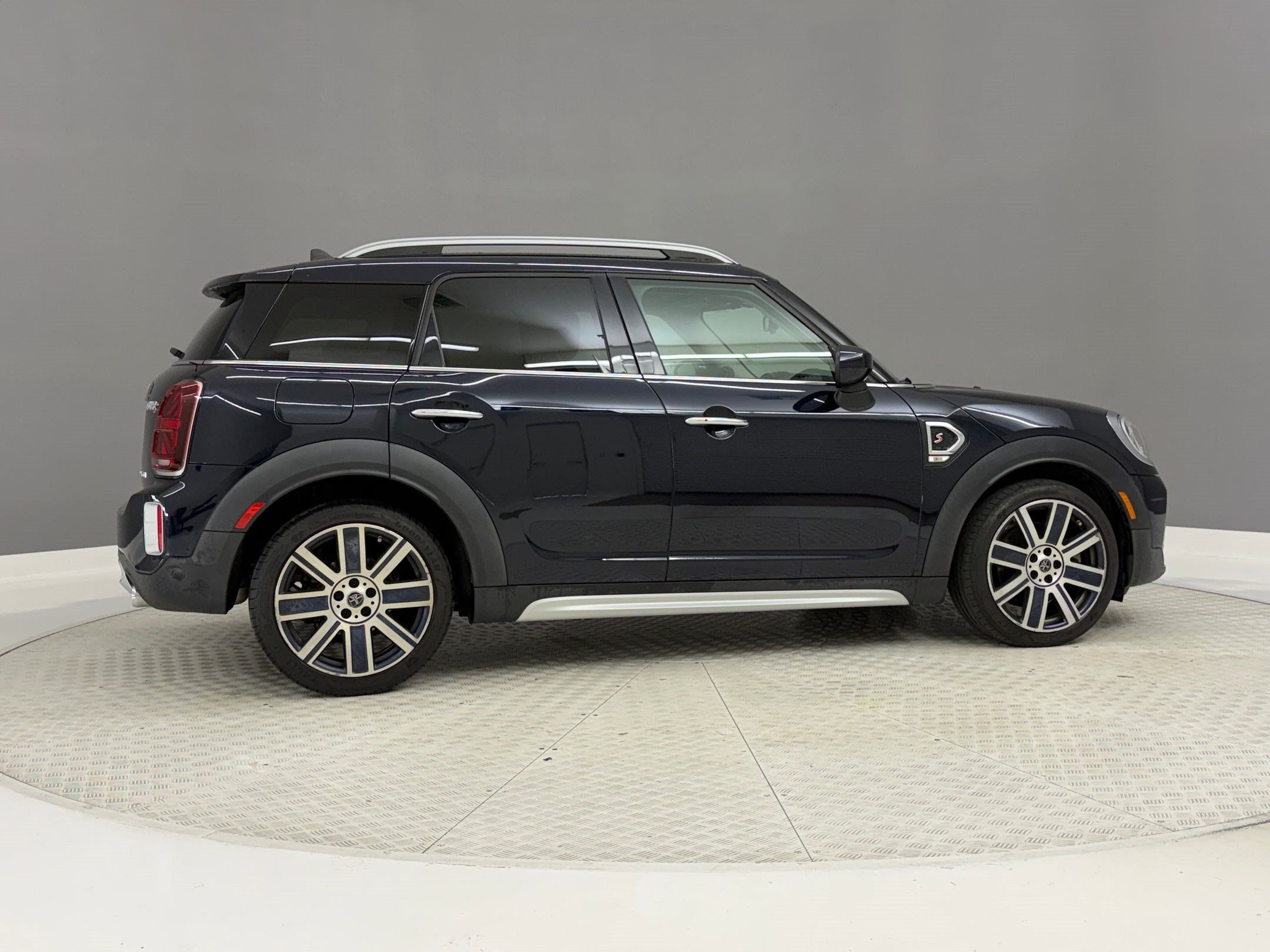 Used 2021 MINI Cooper Countryman S FWD image 8