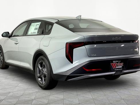 New 2026 Kia K4 LXS image 4