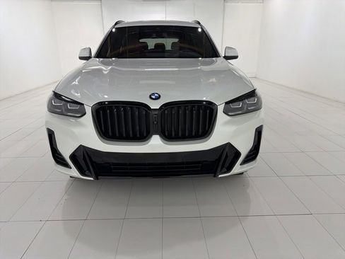 Certified 2024 BMW X3 xDrive30i w/ Premium Package image 8