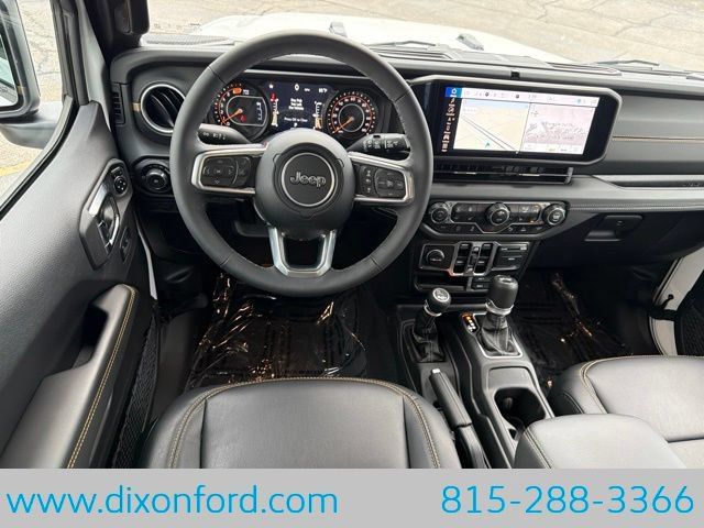 Used 2025 Jeep Wrangler Unlimited Sahara AWD/4WD image 22