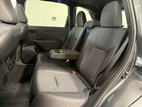 Used 2025 Subaru Forester Premium AWD/4WD image 15