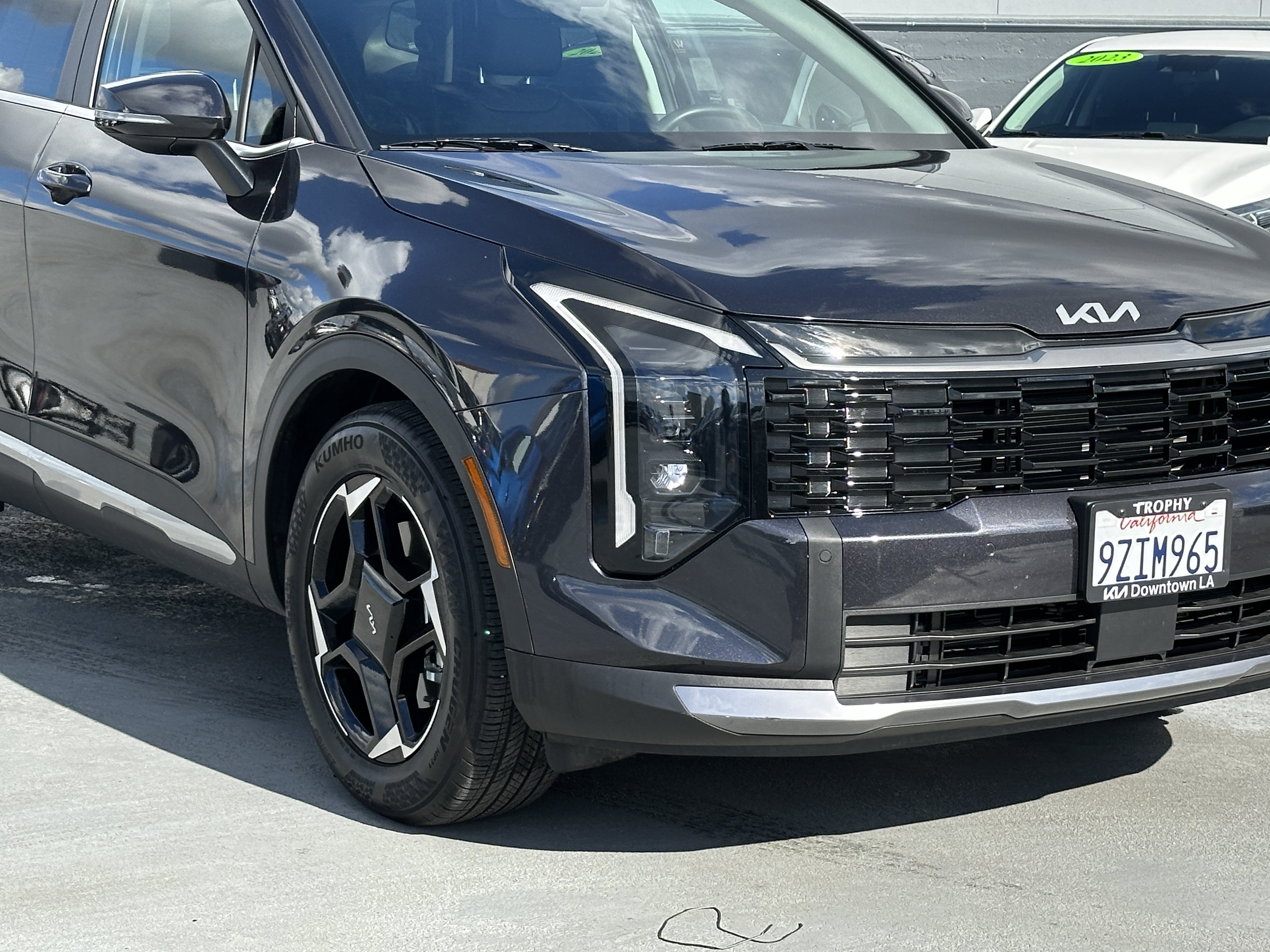 Certified 2026 Kia Sportage EX FWD image 11