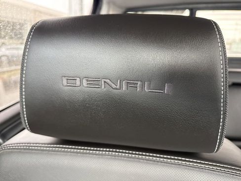 Used 2017 GMC Sierra 2500 Denali w/ Duramax Plus Package image 29