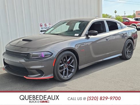 Used 2023 Dodge Charger R/T w/ Blacktop Package RWD image 3