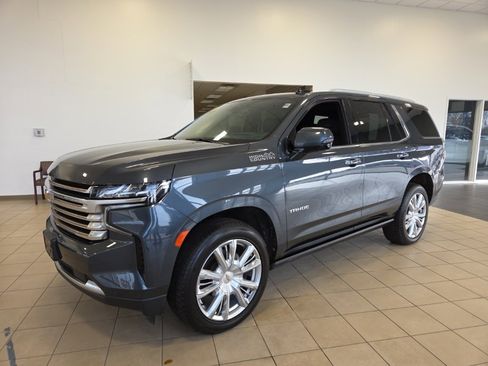 Used 2021 Chevrolet Tahoe High Country image 3