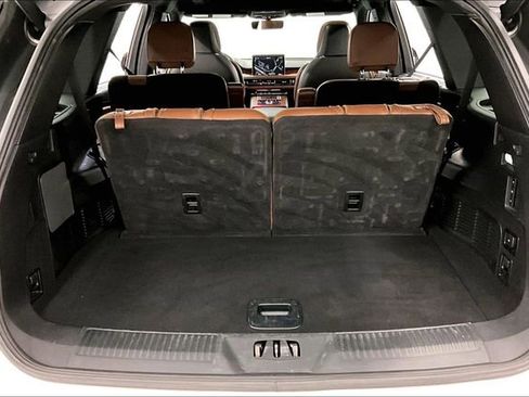 Used 2023 Lincoln Aviator Reserve w/ Equipment Group 201A AWD/4WD image 41