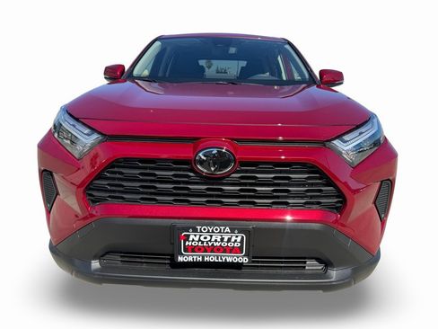 New 2025 Toyota RAV4 LE image 2