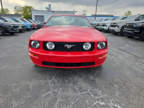 Used 2006 Ford Mustang GT Premium RWD image 2
