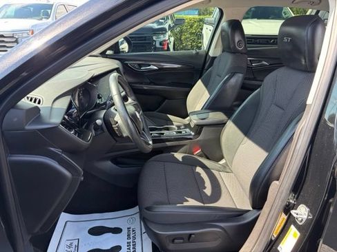 Used 2023 Buick Envision Preferred FWD image 14