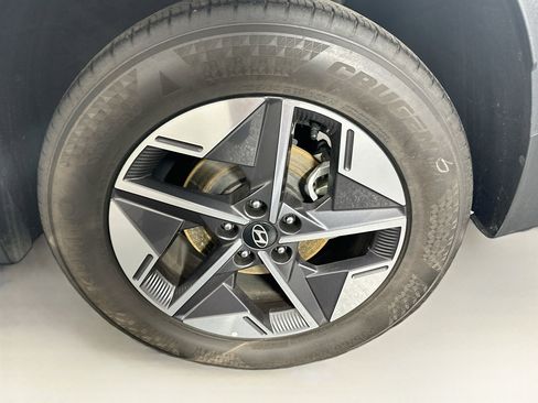 Used 2025 Hyundai Tucson SEL FWD image 11