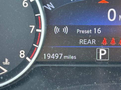 Used 2024 Nissan Murano SL FWD image 12