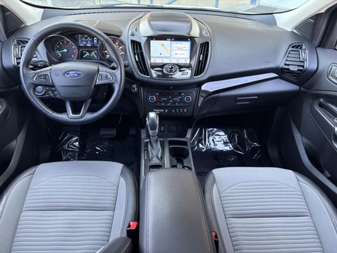 Used 2019 Ford Escape Titanium AWD/4WD image 21