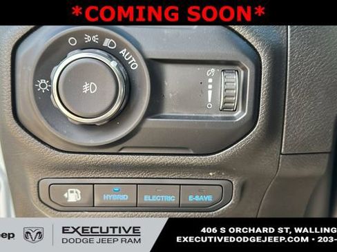 Used 2023 Jeep Wrangler Unlimited w/ Cold Weather Group image 21