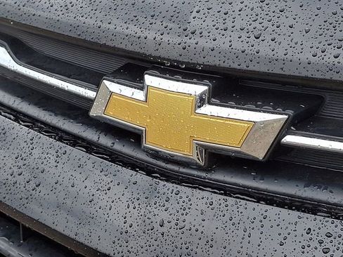 Used 2021 Chevrolet Trax LT AWD/4WD image 33