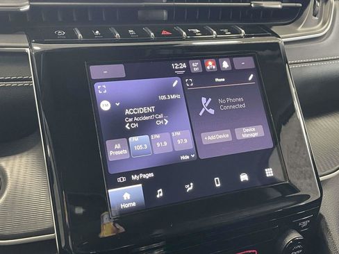 Used 2024 Jeep Grand Cherokee L Laredo image 36