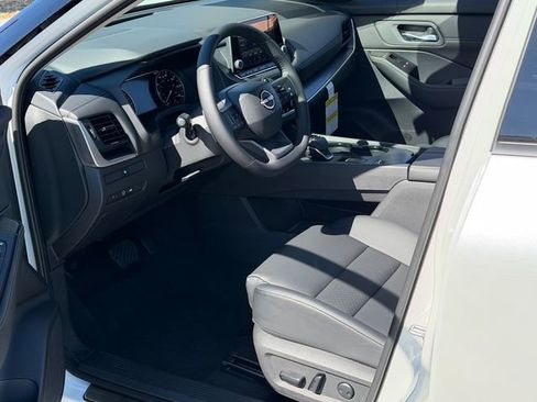 New 2026 Nissan Rogue SV FWD image 11