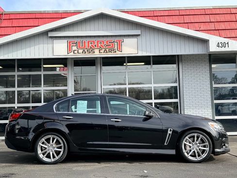 Used 2014 Chevrolet SS image 2
