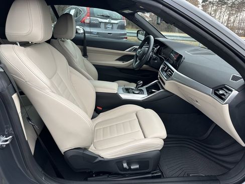 Used 2023 BMW M440i Convertible w/ Premium Package image 17