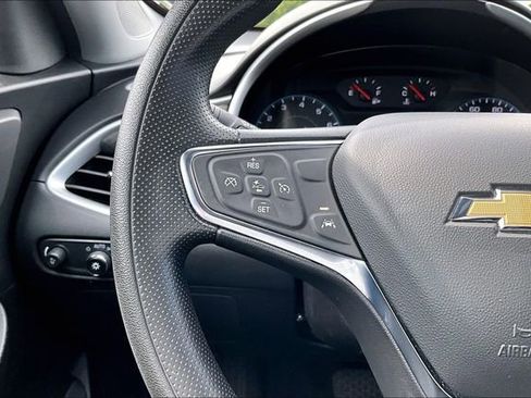 Used 2024 Chevrolet Malibu LT FWD image 11