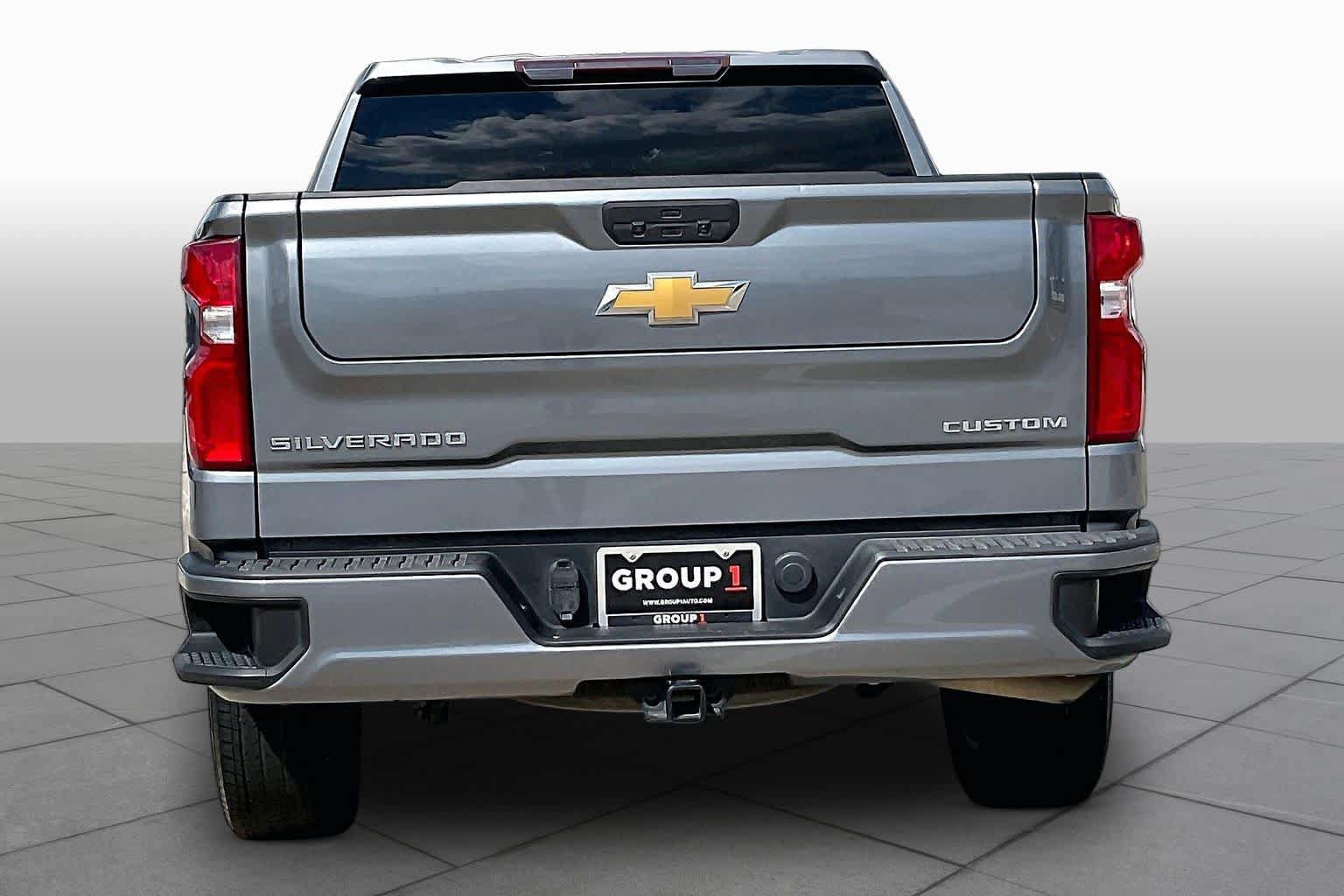 Used 2021 Chevrolet Silverado 1500 Custom AWD/4WD image 5