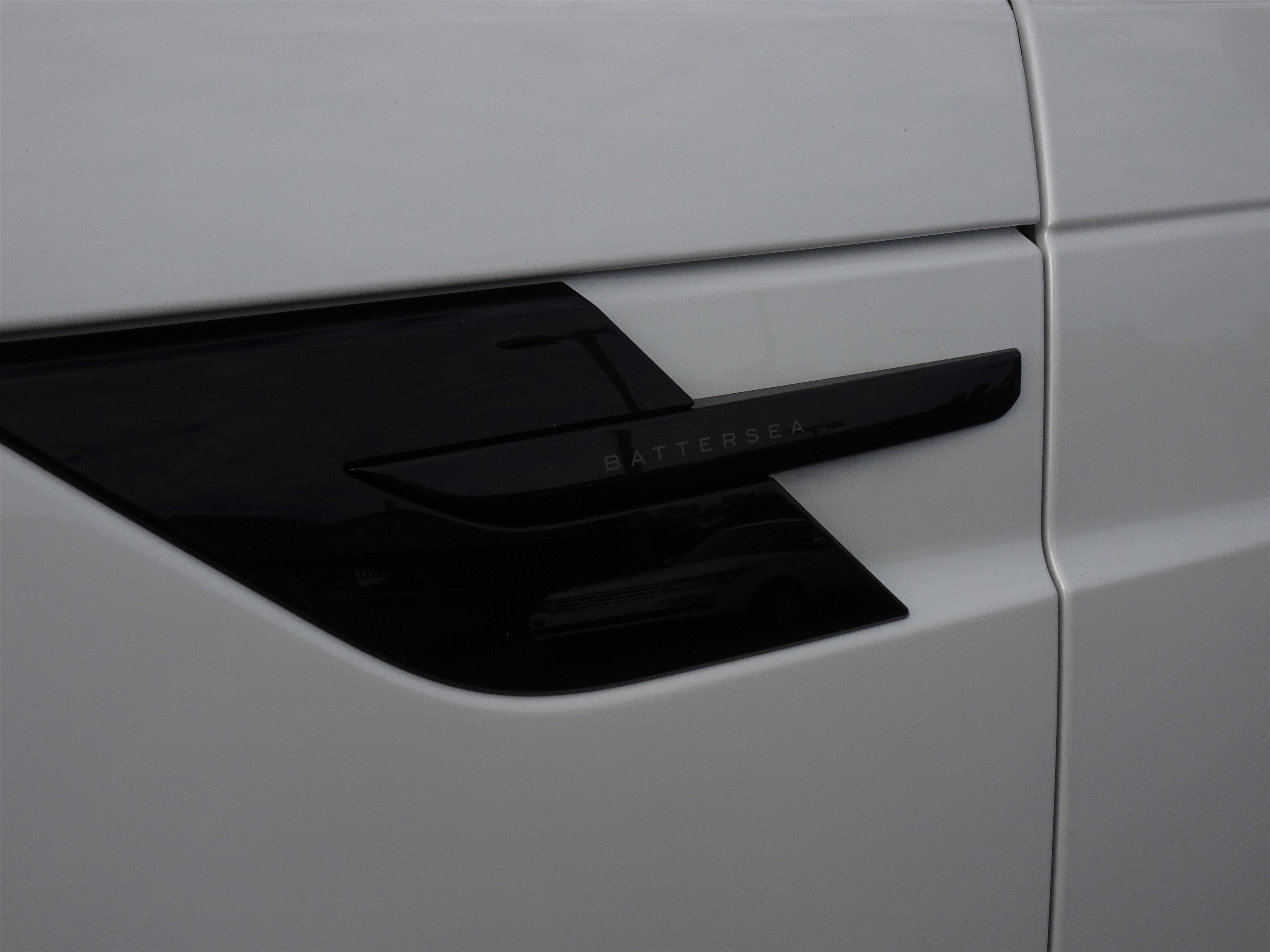 New 2027 Land Rover Range Rover Sport Battersea AWD/4WD image 30