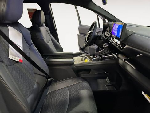 New 2025 Toyota Sienna Limited image 15