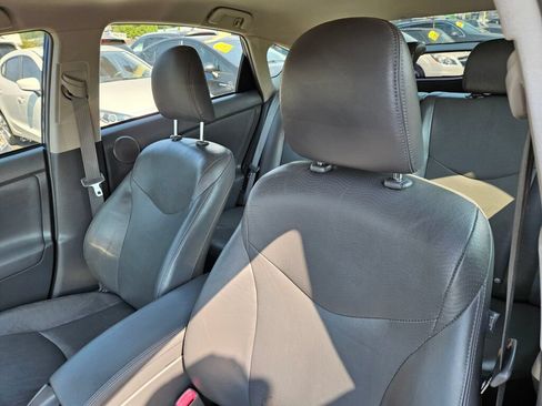 Used 2010 Toyota Prius Three FWD image 16