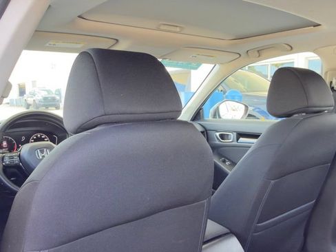 Used 2023 Honda Civic EX image 9