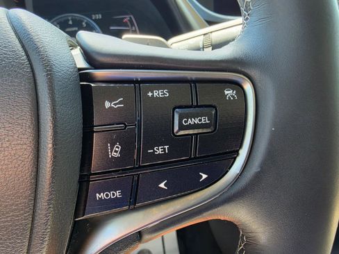 Used 2021 Lexus ES 350 w/ Accessory Package FWD image 17