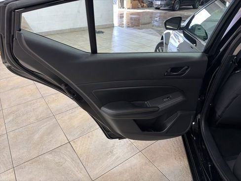 Used 2024 Nissan Altima 2.5 SV image 15