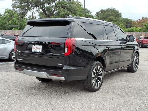 Certified 2025 Ford Expedition Max Platinum w/ Driver's Package AWD/4WD image 4
