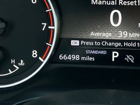 Used 2024 Nissan Rogue SV FWD image 25