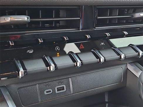 New 2026 Chevrolet Colorado LT w/ LT Convenience Package image 22