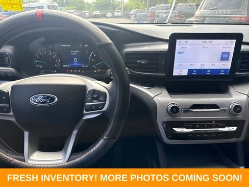 Used 2023 Ford Explorer XLT w/ Equipment Group 202A RWD image 8