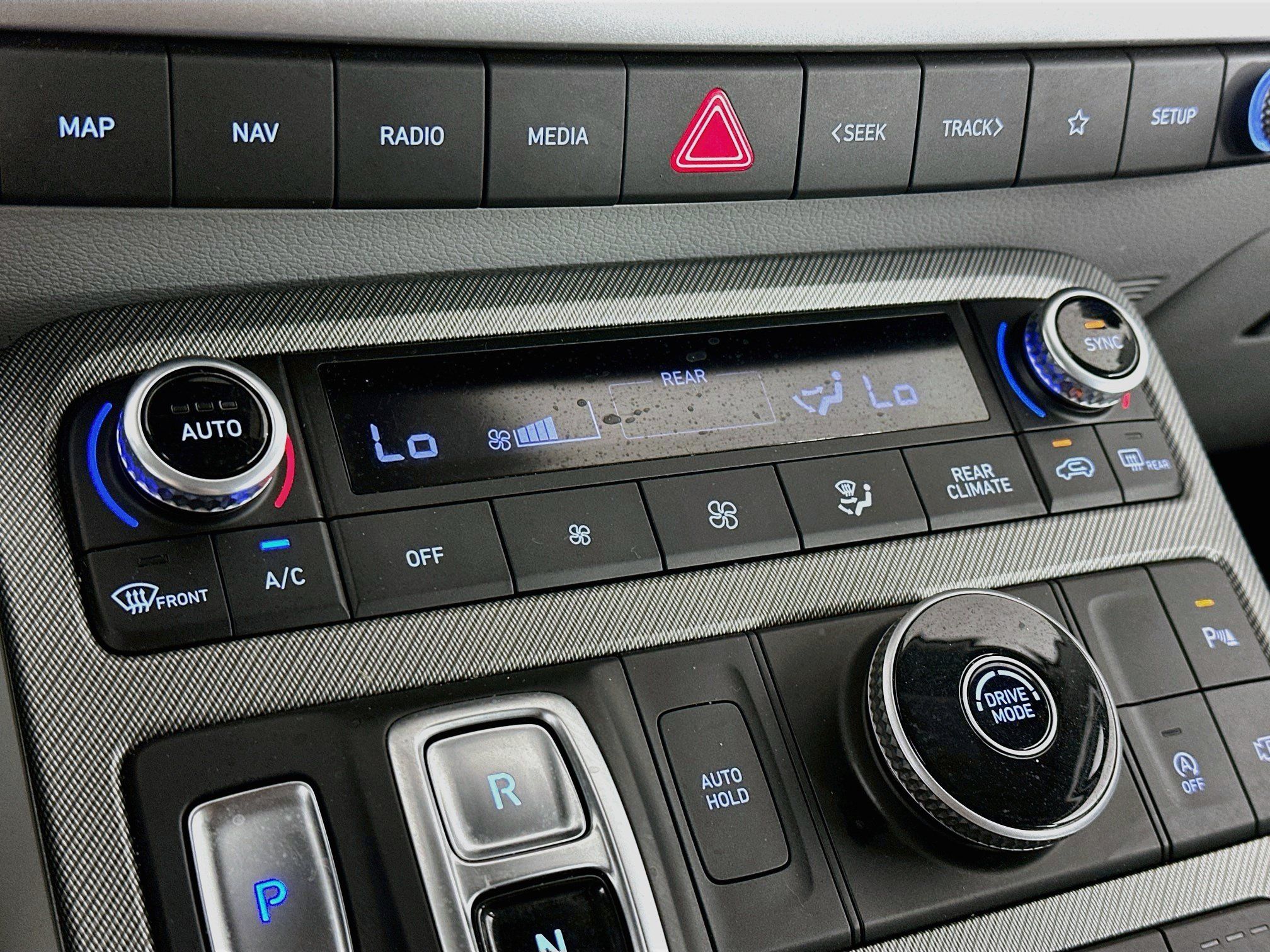 Used 2025 Hyundai Palisade SEL FWD image 24