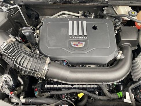 Used 2023 Cadillac XT5 Premium Luxury w/ LPO, Floor Liner Package image 23