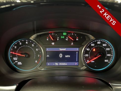 Used 2023 Chevrolet Traverse LT w/ Rear Camera Mirror Package AWD/4WD image 22