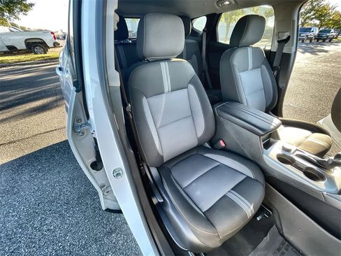 Used 2023 Chevrolet Blazer LT image 24