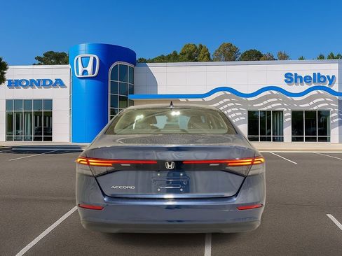 Used 2024 Honda Accord EX image 7