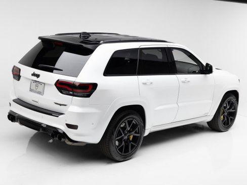 Used 2020 Jeep Grand Cherokee Trackhawk image 3