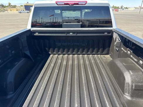 Used 2023 GMC Sierra 1500 Denali w/ Denali Reserve Package AWD/4WD image 16