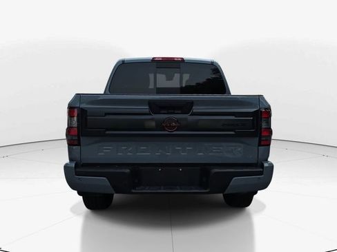 Used 2025 Nissan Frontier Pro-X RWD image 7
