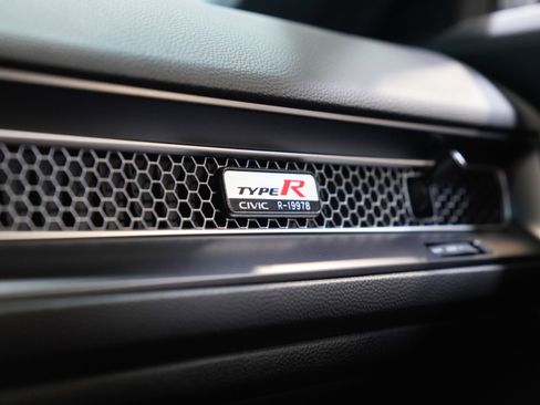 Used 2024 Honda Civic Type R image 48
