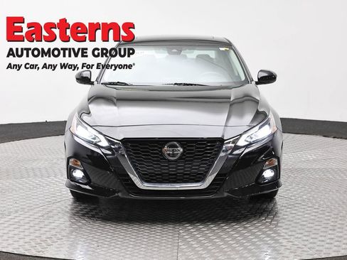 Used 2022 Nissan Altima 2.5 SL AWD/4WD image 2