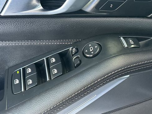 Used 2020 BMW X5 M50i w/ Premium Package image 13