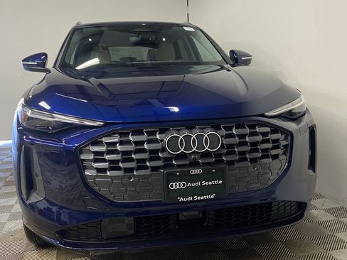 New 2025 Audi Q5 Premium Plus image 2