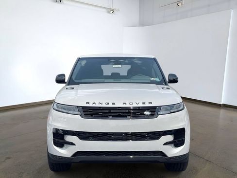 New 2026 Land Rover Range Rover Sport SE AWD/4WD image 2