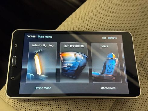 Used 2019 BMW M760i xDrive w/ Luxury Rear Seating Package image 43