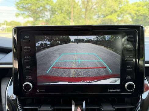 Used 2022 Toyota Corolla LE FWD image 18